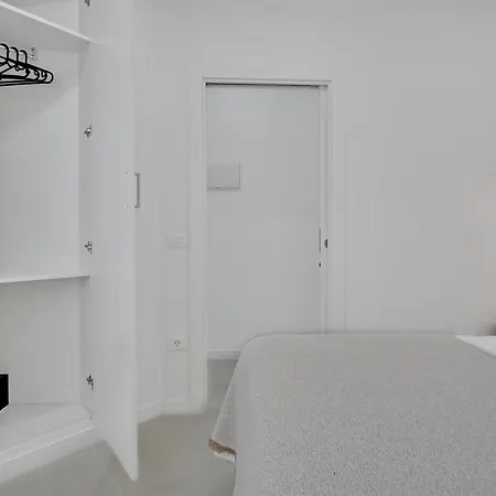 Casa Marinita, Floor, Direct Access To The Seafront *