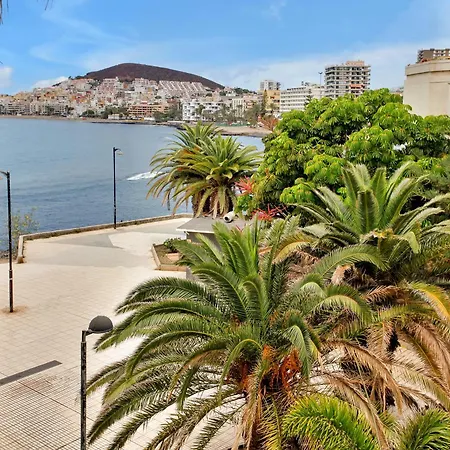 Apartment Casa Marinita, Floor, Direct Access To The Seafront Los Cristianos (Tenerife)