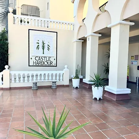 Apartment Lana Castle With Sea View *