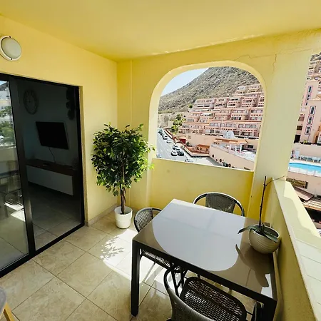 Apartment Lana Castle With Sea View *