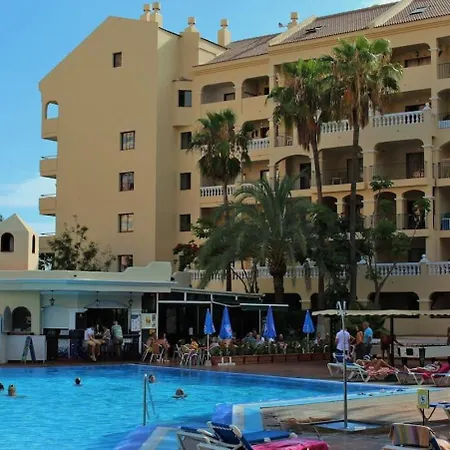 One Bed In Castle Harbour C106 Apartment