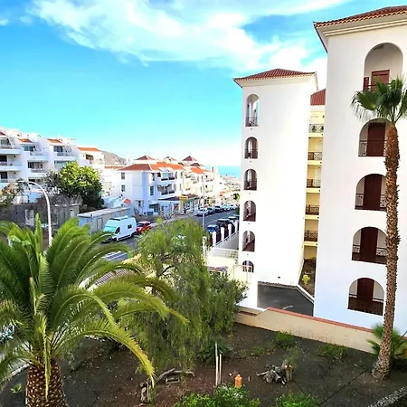 Apartment One Bed In Castle Harbour C106 *