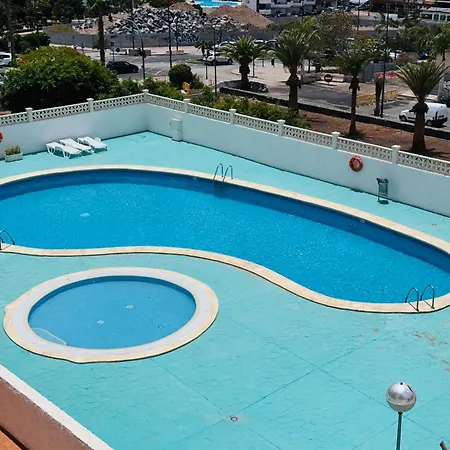 Apartment 3 Bedrooms Cristianos Communal Pool Free Wifi Los Cristianos (Tenerife)