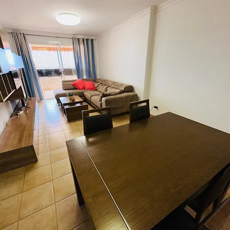 3 Bedrooms Cristianos Communal Pool Free Wifi Los Cristianos (Tenerife)