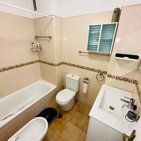 3 Bedrooms Cristianos Communal Pool Free Wifi