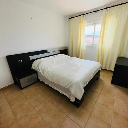 3 Bedrooms Cristianos Communal Pool Free Wifi * Los Cristianos (Tenerife)