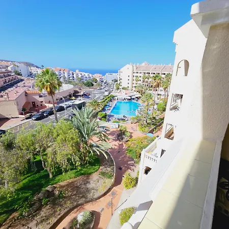 Castle Harbour Duplex With Sea View C101