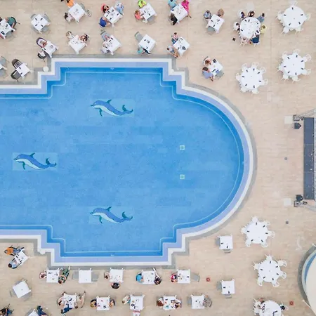 Aparthotel Hollywood Mirage - Excel & Los Cristianos (Tenerife)