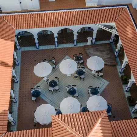 Beverly Hills Heights - Excel & Aparthotel 3*