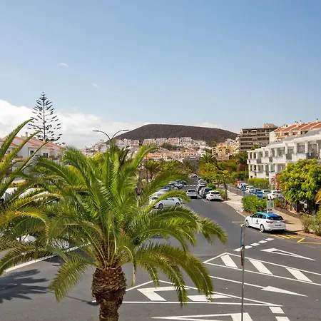 Funchal * Los Cristianos (Tenerife)