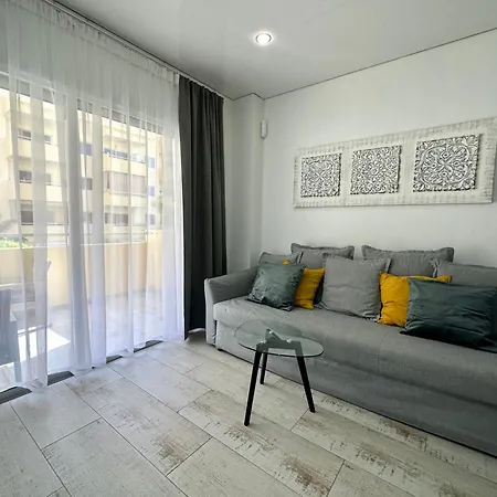 Apartment In Cristianos *