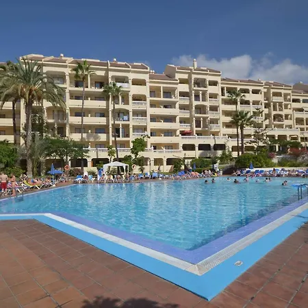 Castle Harbour 36 - Two Bed Apartment *
