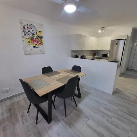 Castle Harbour 36 - Two Bed Apartment *