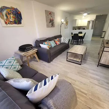 Castle Harbour 36 - Two Bed Apartment Los Cristianos (Tenerife)