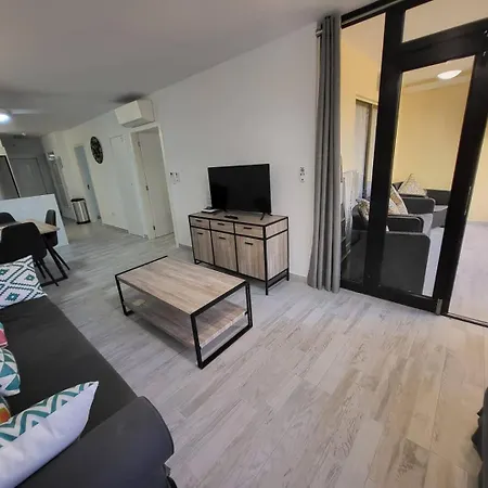 Apartment Castle Harbour 36 - Two Bed *