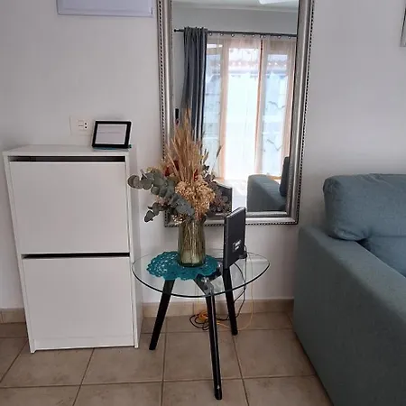 Apartment Familiar Con Piscina Con Wi Fi En Cristianos Los Cristianos (Tenerife)
