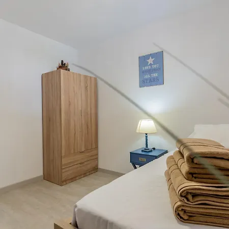 Bright Seaside Apartment In Los Cristianos - Achacay Apartment *