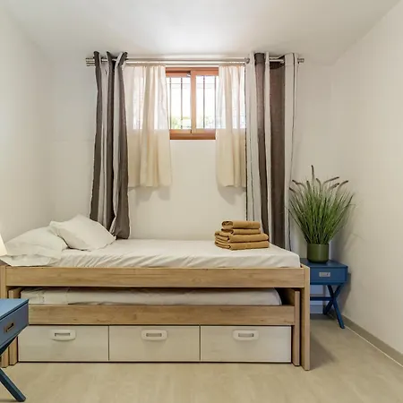 Apartment Bright Seaside Apartment In Los Cristianos - Achacay