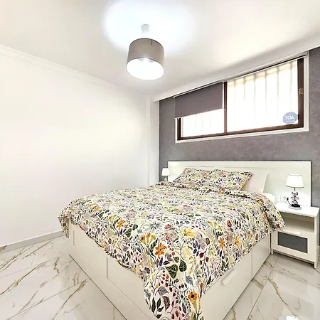 Ada'S Nirvana, Heart Of Los Cristianos Apartment
