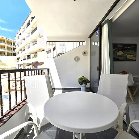 Ada'S Nirvana, Heart Of Los Cristianos