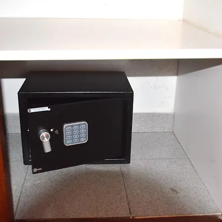 Valdes Center Apartment *