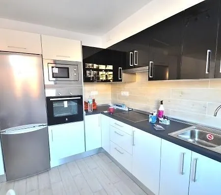 Valdes Center Apartment Los Cristianos (Tenerife)