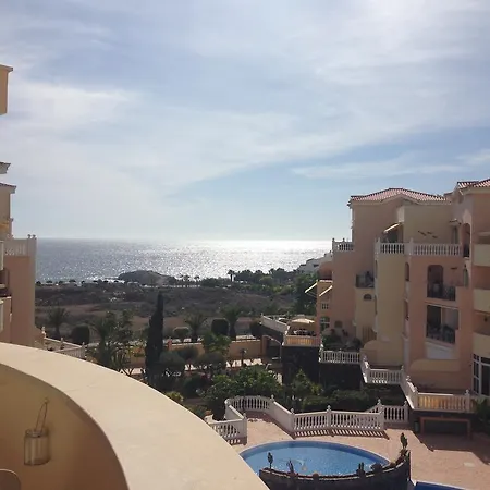 Parque Tropical Los Cristianos Apartment *