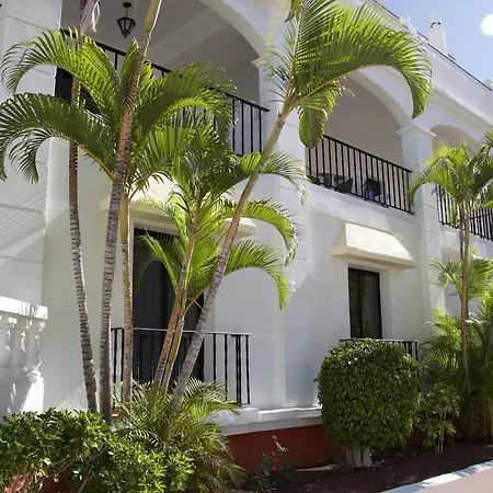 Aparthotel Hollywood Mirage - Excel &