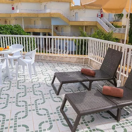 Aparthotel Checkin Atlantida