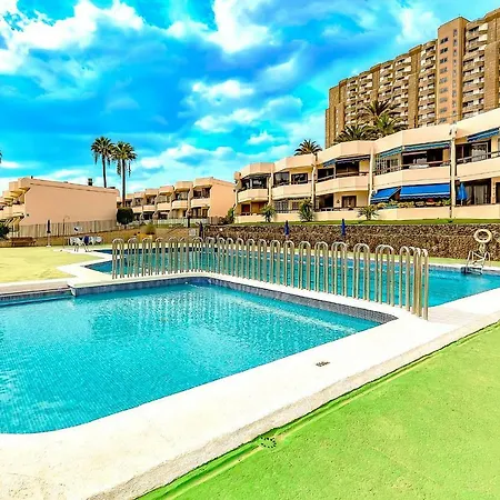 Las Plataneras Apartment *