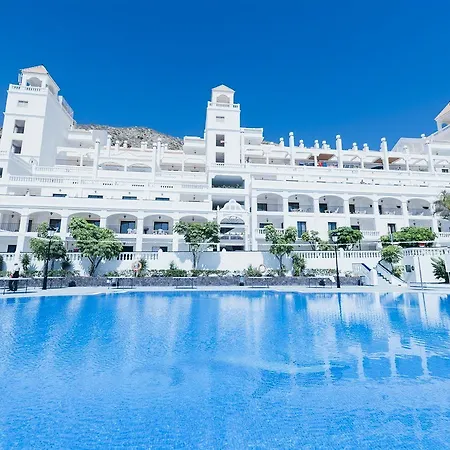 Aparthotel Hollywood Mirage - Excel &