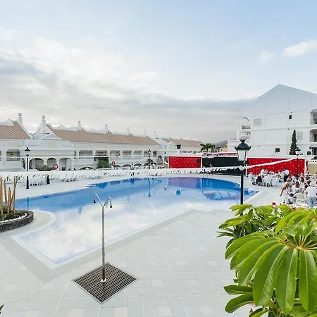 Hollywood Mirage - Excel & Aparthotel Los Cristianos (Tenerife)