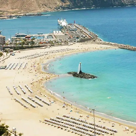 Luxury Cristianos Beachfront Apartment Los Cristianos (Tenerife)