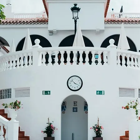 Beverly Hills Heights - Excel & Aparthotel Los Cristianos (Tenerife)
