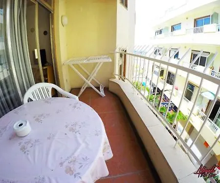 Edificio Playa Apartment