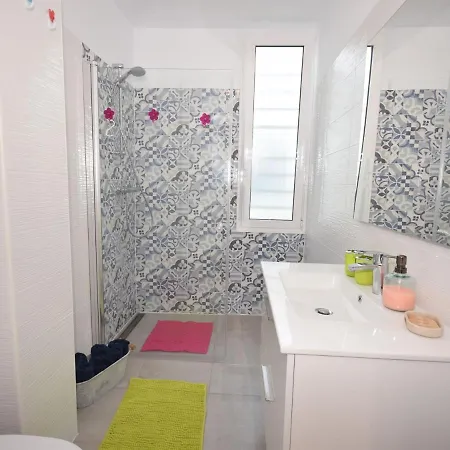 Belvilla By Oyo Lovers Apartment Los Cristianos (Tenerife)