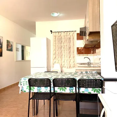 Apartment Two Bedroom In Los Cristianos Colina Ii *