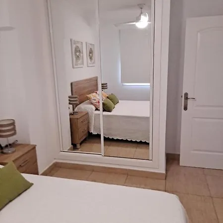 Apartment En Edificio Marte Cristianos Los Cristianos (Tenerife)