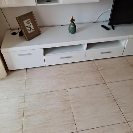 En Edificio Marte Cristianos Apartment *