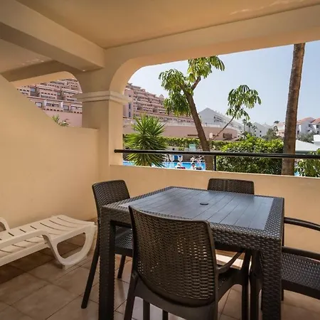 Cosmocom Apartments In Tenerife * Los Cristianos (Tenerife)