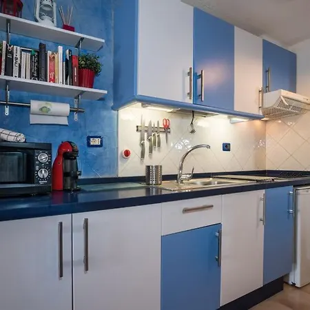 Cosmocom Apartments In Tenerife * Los Cristianos (Tenerife)