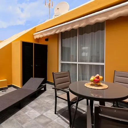 Apartment Atico Cecilia Con Terraza Y Vistas Al Mar En Los Cristianos *