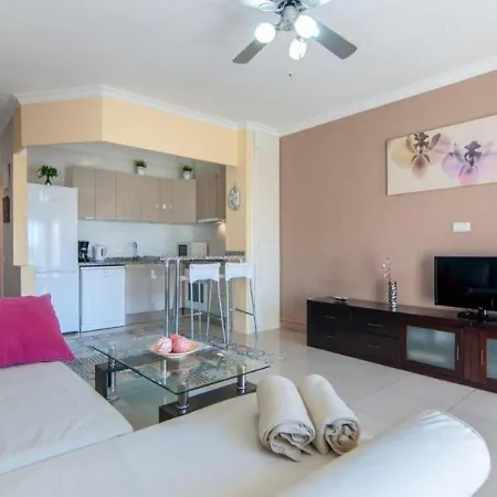 1 Bedroom Cristianos Vistas *