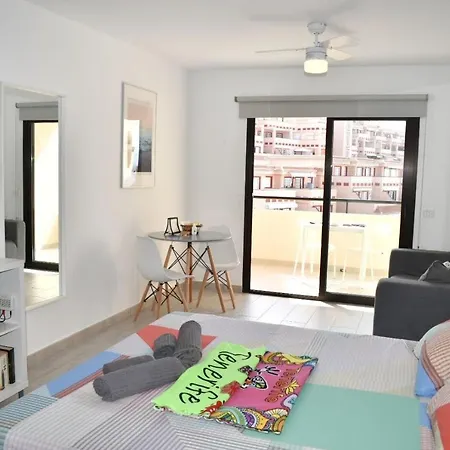 Cosmocom Apartments In Tenerife * Los Cristianos (Tenerife)