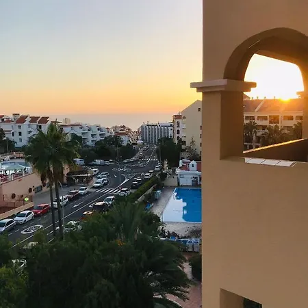 Cosmocom Apartments In Tenerife *