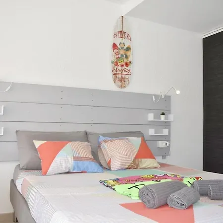 Cosmocom Apartments In Tenerife Los Cristianos (Tenerife)