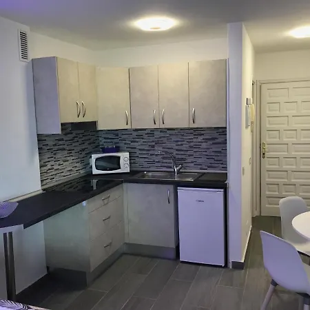 Summerland Suites