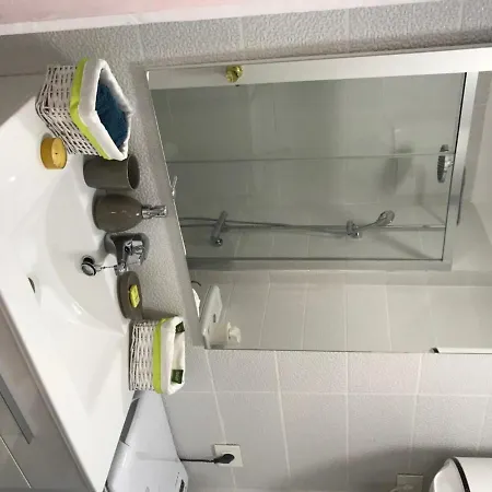 Summerland Suites Apartment