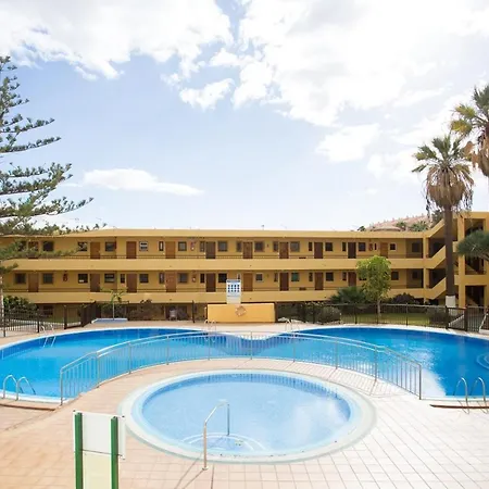 One Bedroom At Arona 200 M Away From The With Sea View Shared Pool And Jacuzzi Los Cristianos (Tenerife)