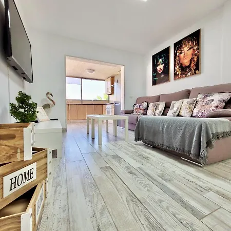 Cristianplaya Attic Apartment *